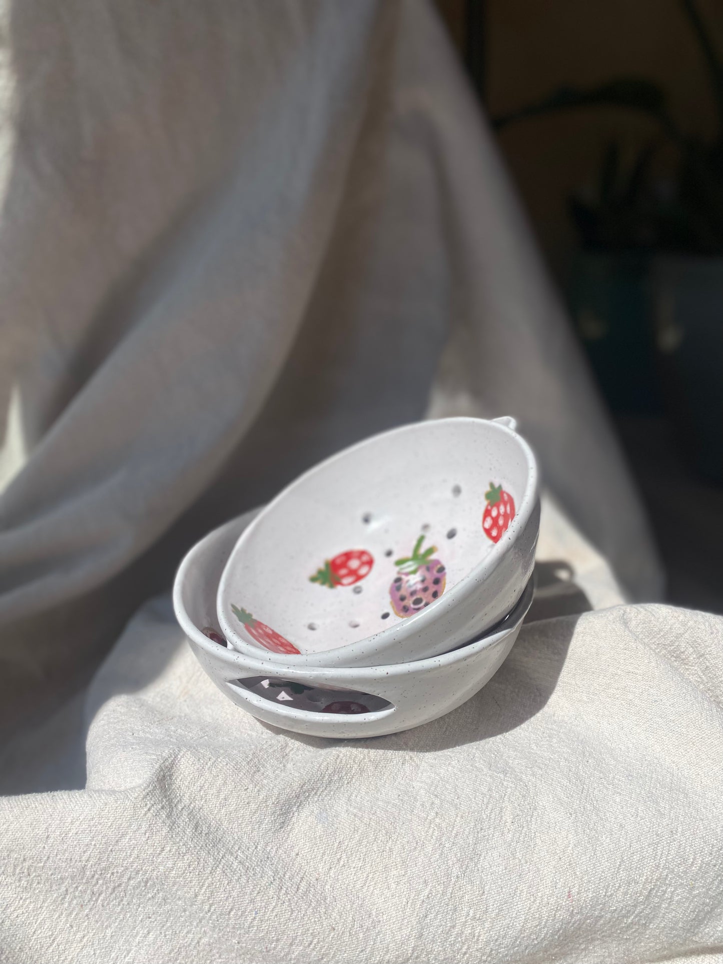Berry colander